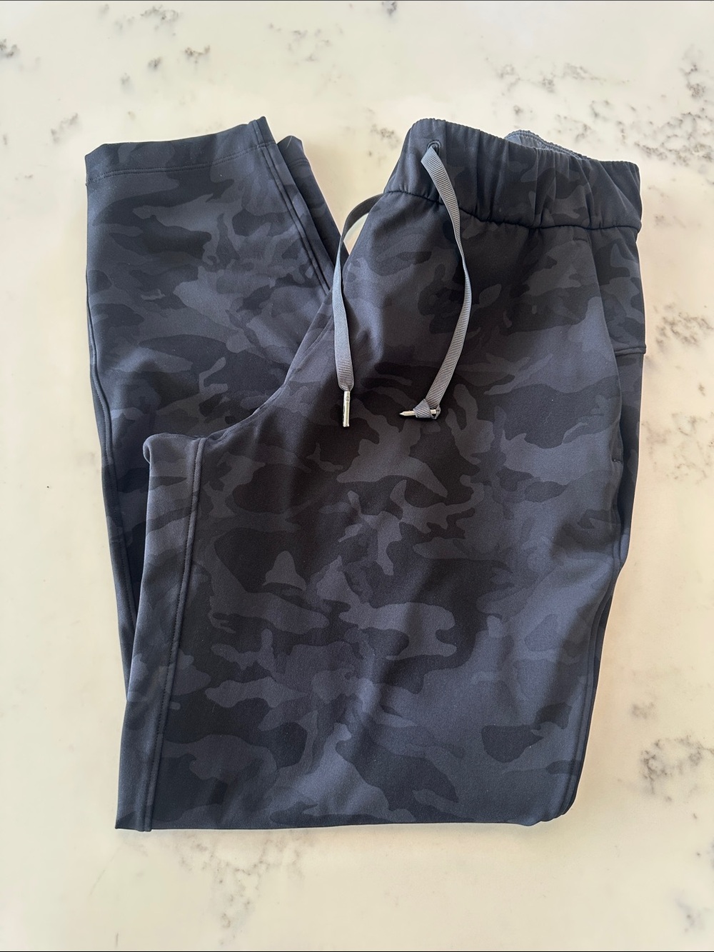 lululemon On the Fly Camo Joggers